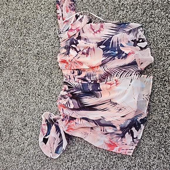 Guess Pink Floral Blouse - Picture 1 of 5